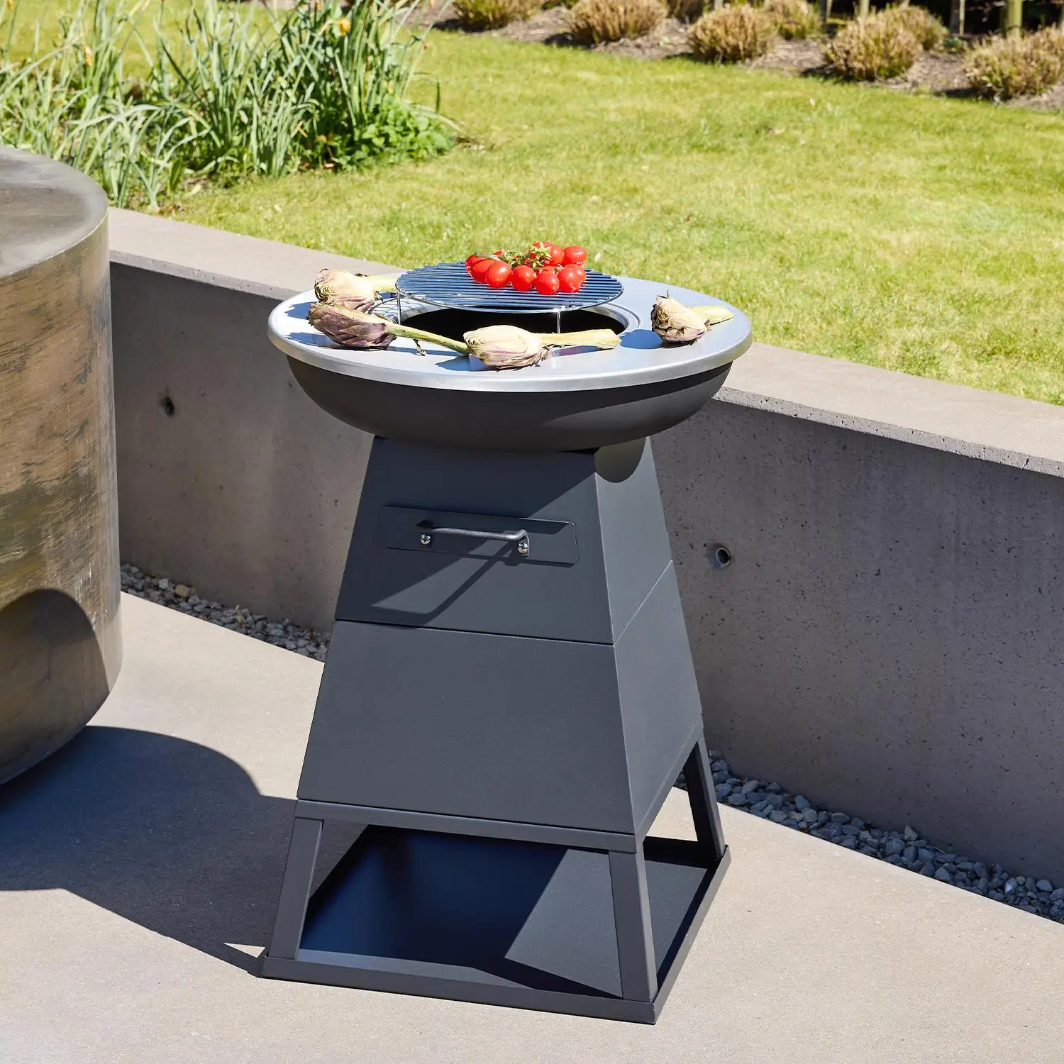 fpbbqst604bk-9fb6ebbe0d3981e41a168f2fd0f175e0 Izalco – Image 1